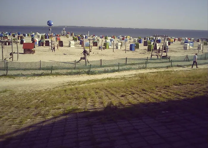 Am-deichtor Dornumersiel